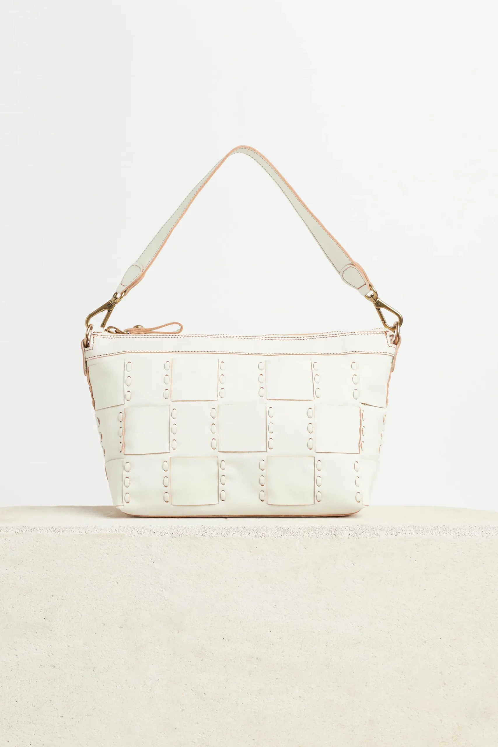 Bags-HUSK Campomaggi Saanvi Bag - White