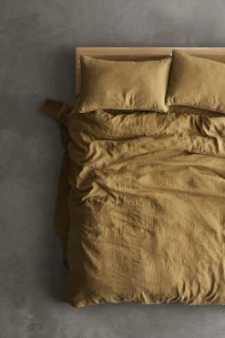 Cushions & Throws-HUSK Hanna Hygge                        QC King HannaHyggeQCKing